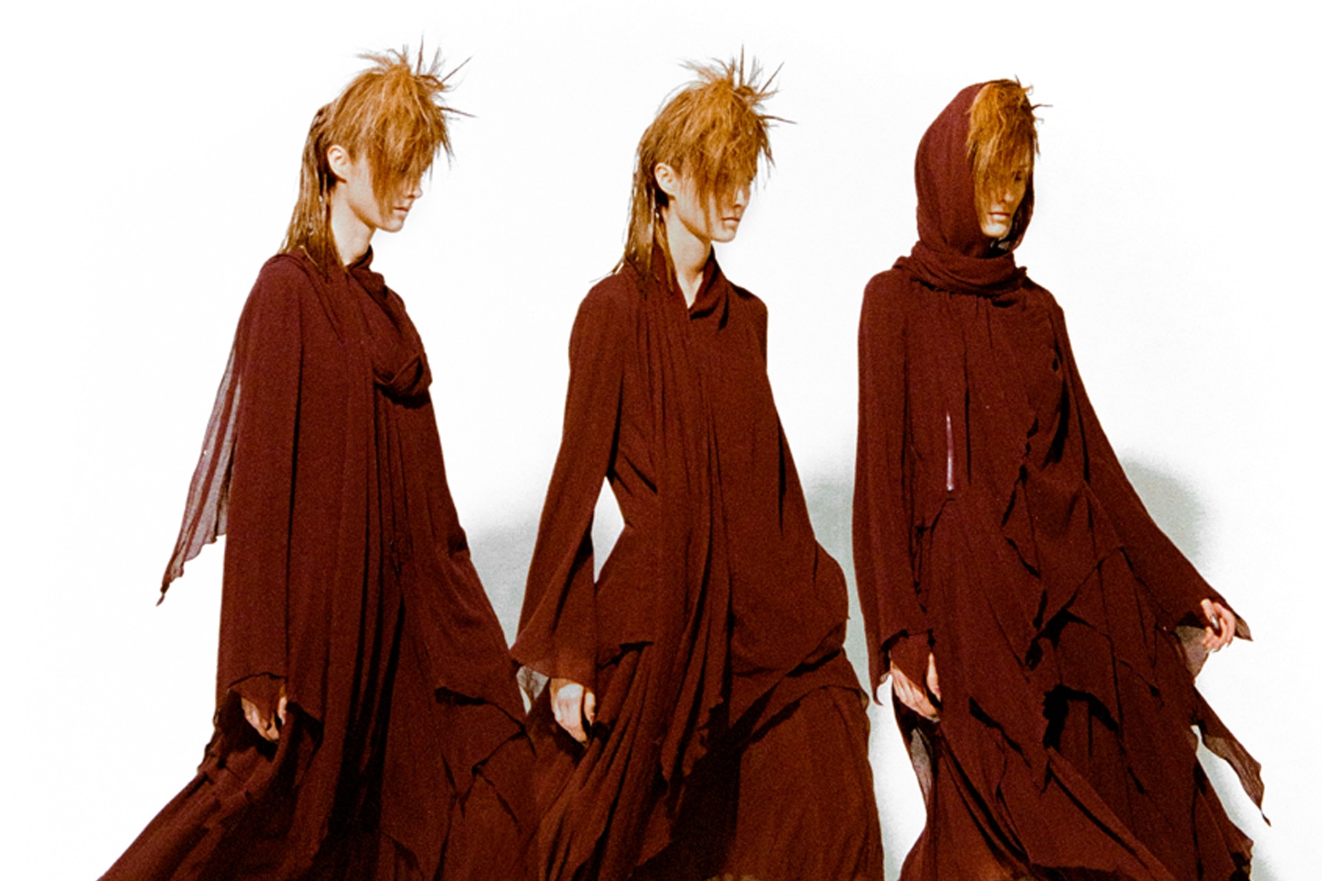 LIMI feu TOP | Yohji Yamamoto (ヨウジヤマモト) Official Site