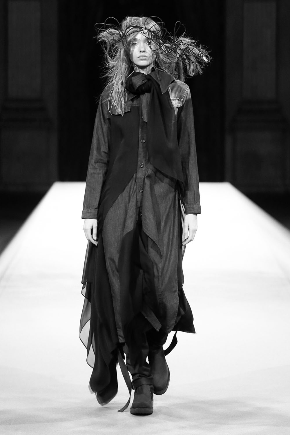 Yohji Yamamoto TOP | Yohji Yamamoto Official Site