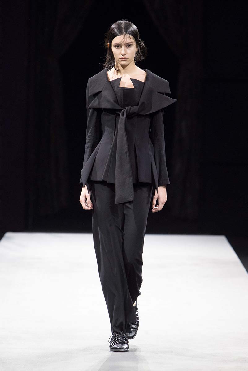 Yohji Yamamoto S/S 2023 COLLECTION | Yohji Yamamoto (ヨウジ