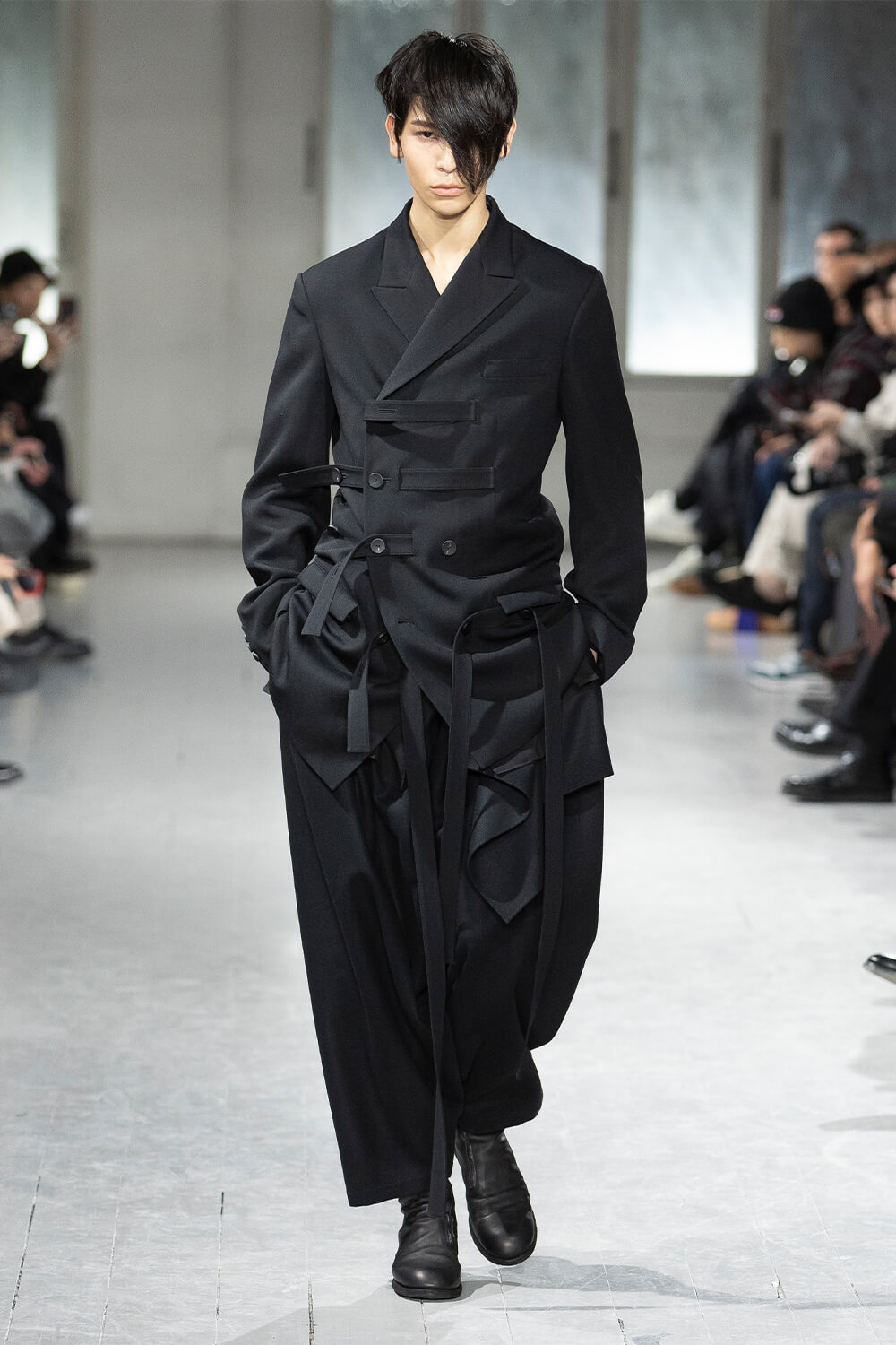 Yohji Yamamoto POUR HOMME A/W 2023-24 COLLECTION | Yohji Yamamoto Yohji Yamamoto POUR HOMME A/W 2023-24 COLLECTION | Yohji Yamamoto