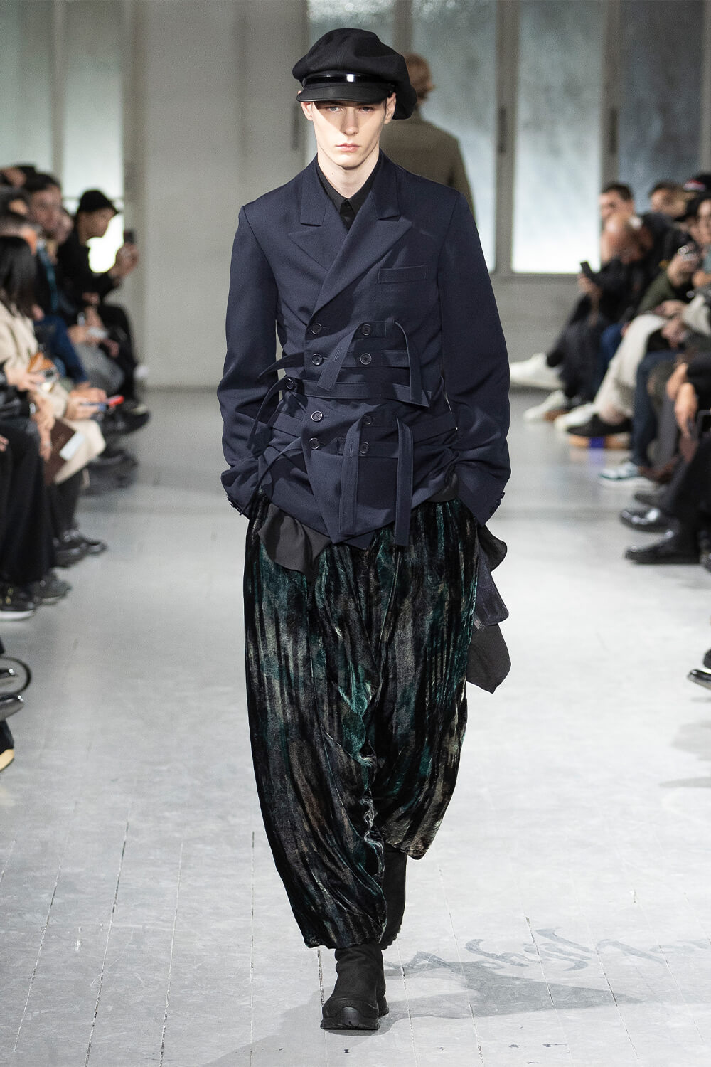 Yohji Yamamoto POUR HOMME A/W 2023-24 COLLECTION | Yohji Yamamoto 