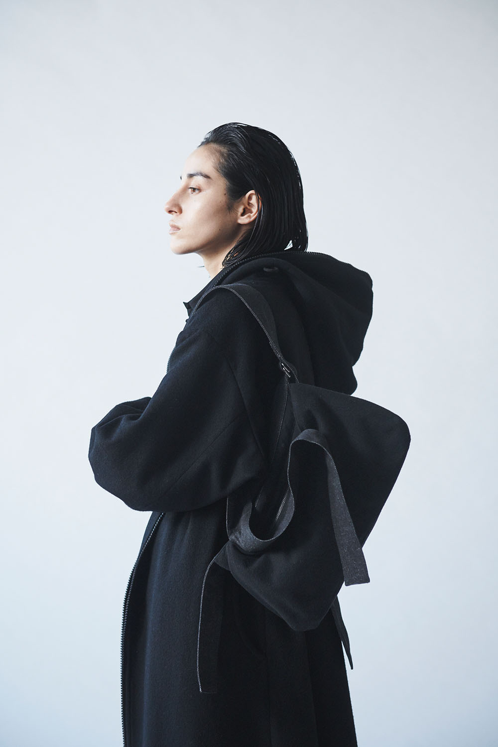 Yohji Yamamoto (ヨウジヤマモト) Official Site