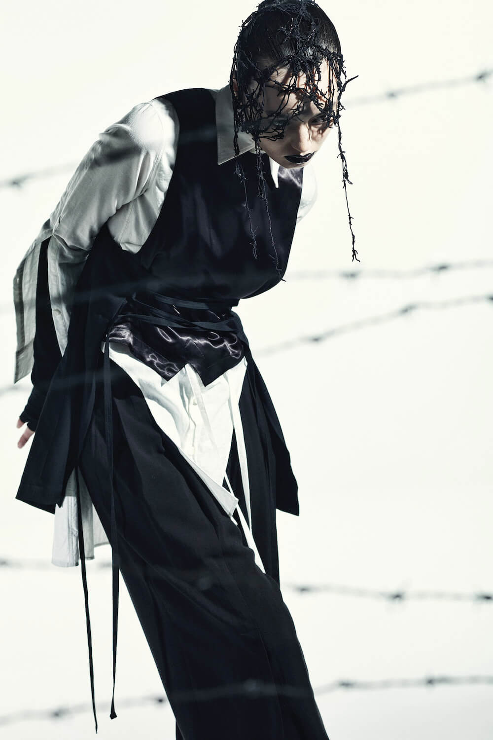 LIMI feu TOP | Yohji Yamamoto (ヨウジヤマモト) Official Site