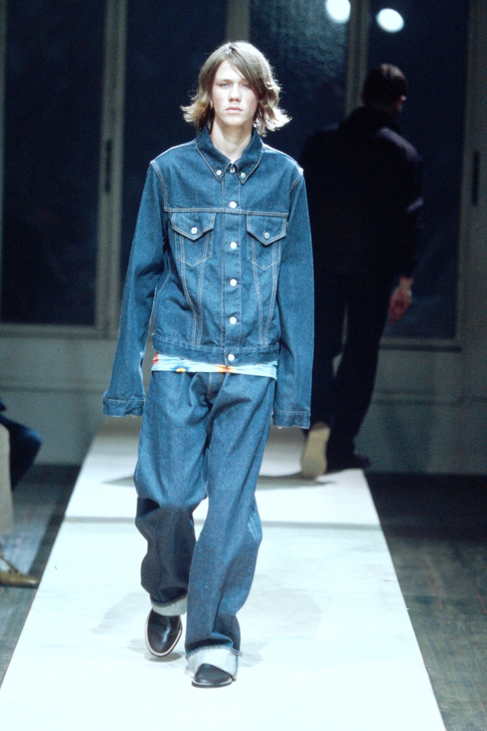 SPRING/SUMMER 2002 | Yohji Yamamoto (ヨウジヤマモト) Official Site