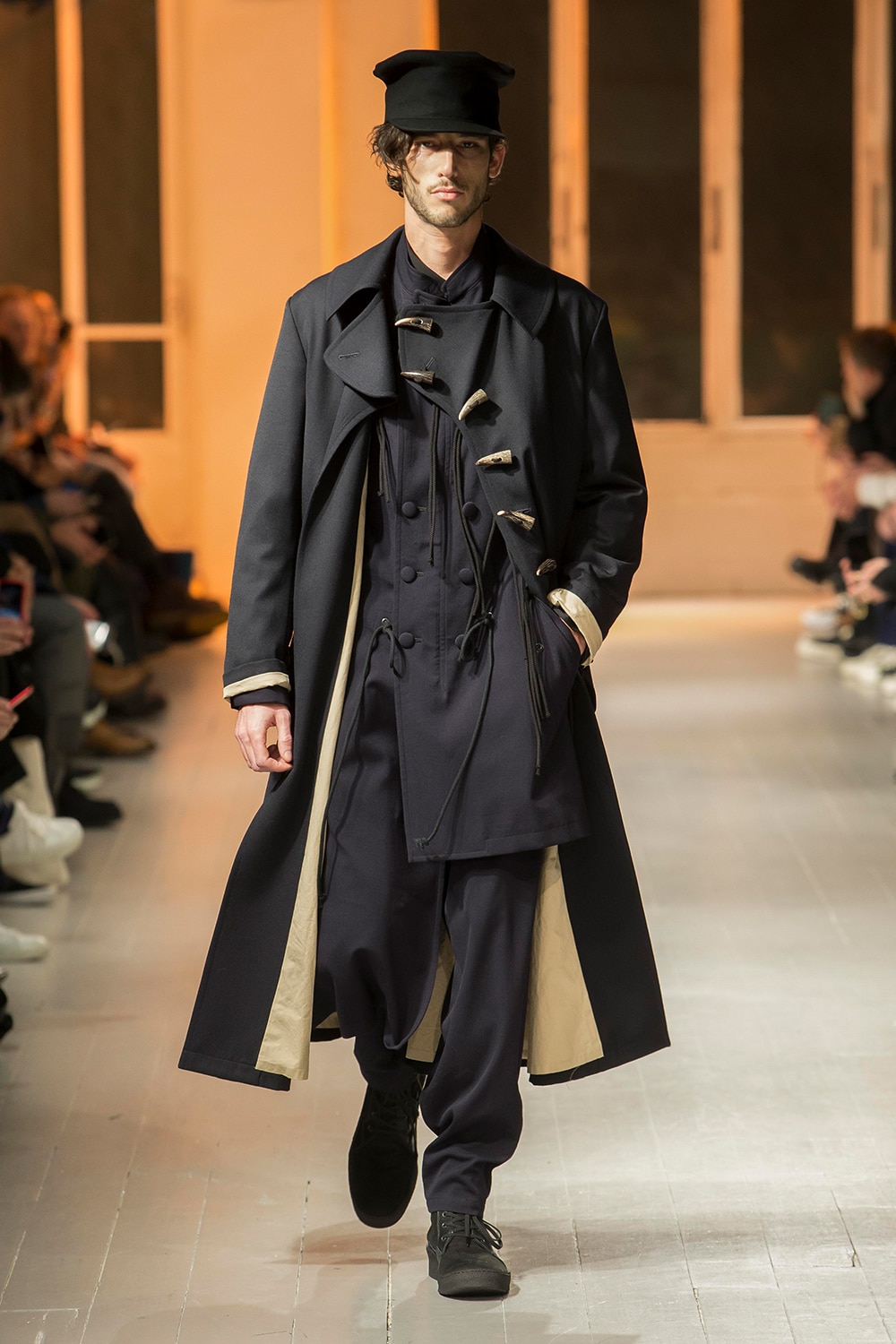 AUTUMN / WINTER 2020-21 | Yohji Yamamoto (ヨウジヤマモト) Official ...