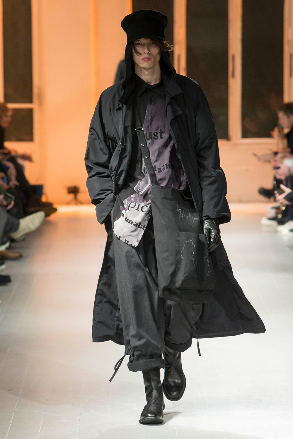 AUTUMN / WINTER 2020-21 | Yohji Yamamoto (ヨウジヤマモト