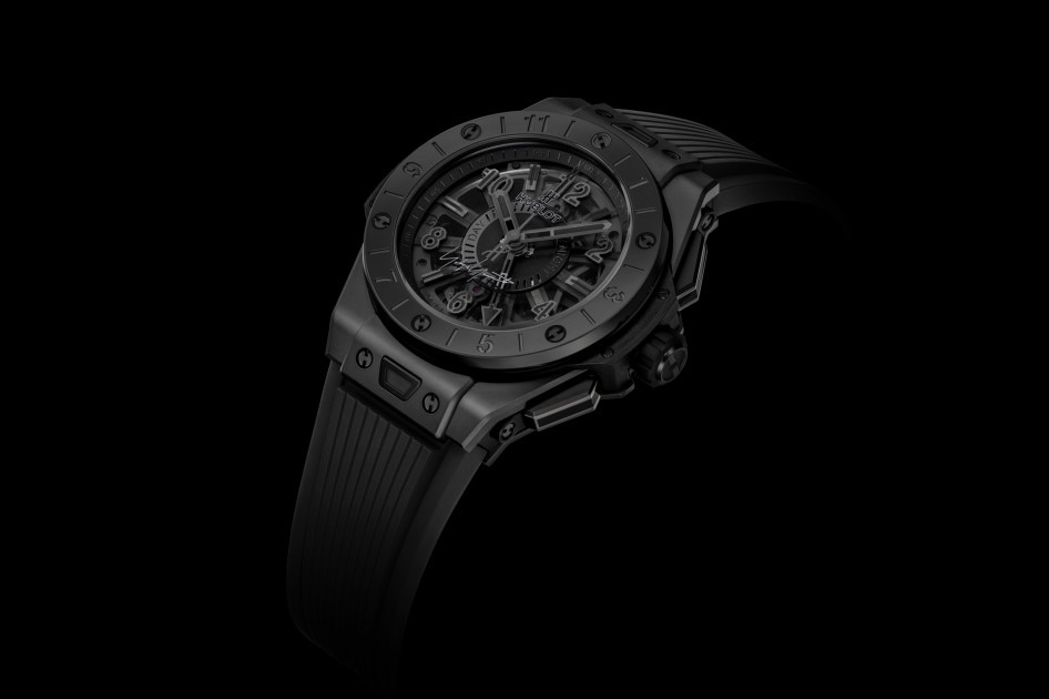 BIG BANG GMT ALL BLACK YOHJI YAMAMOTO | Hublot