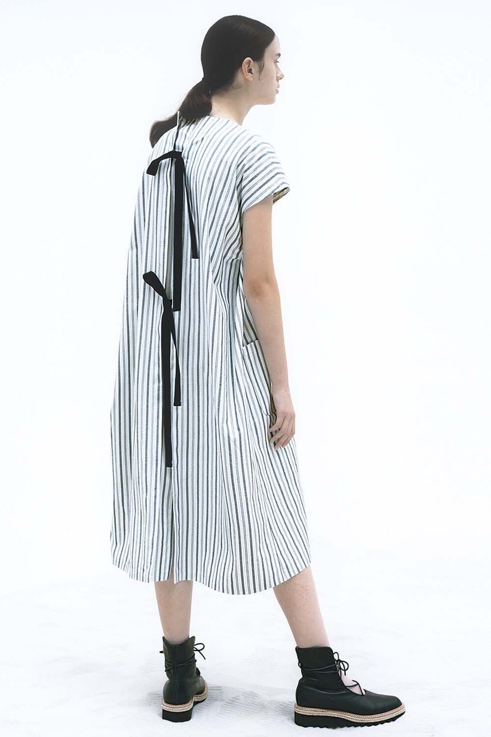 LOOK 06