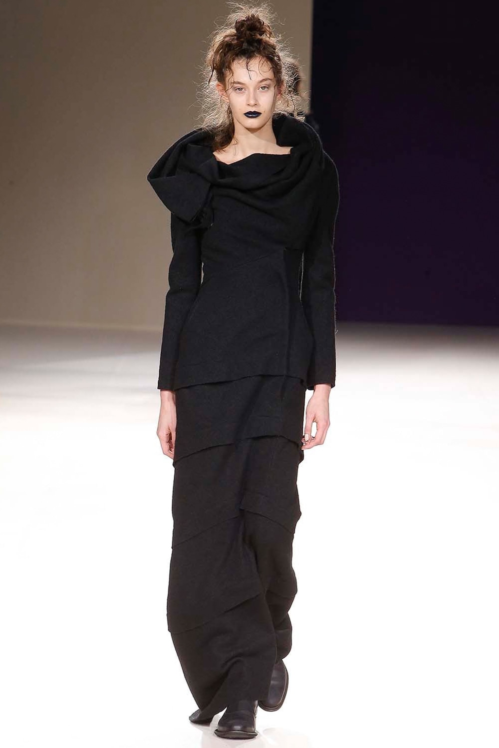 LOOK 05