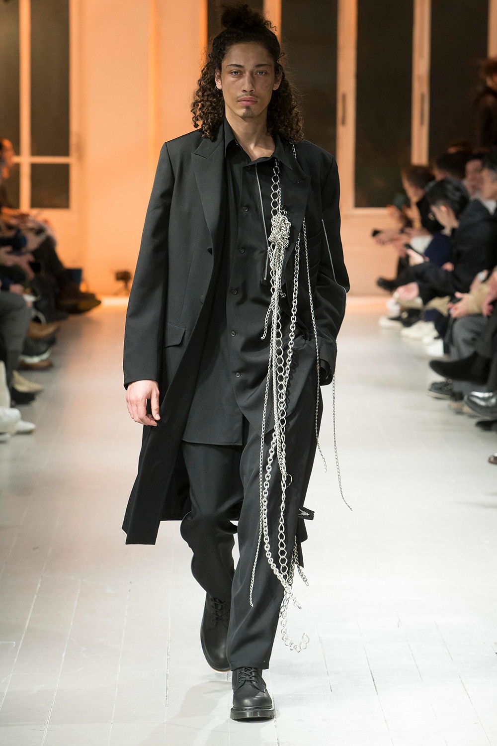 AUTUMN / WINTER 2020-21 | Yohji Yamamoto (ヨウジヤマモト