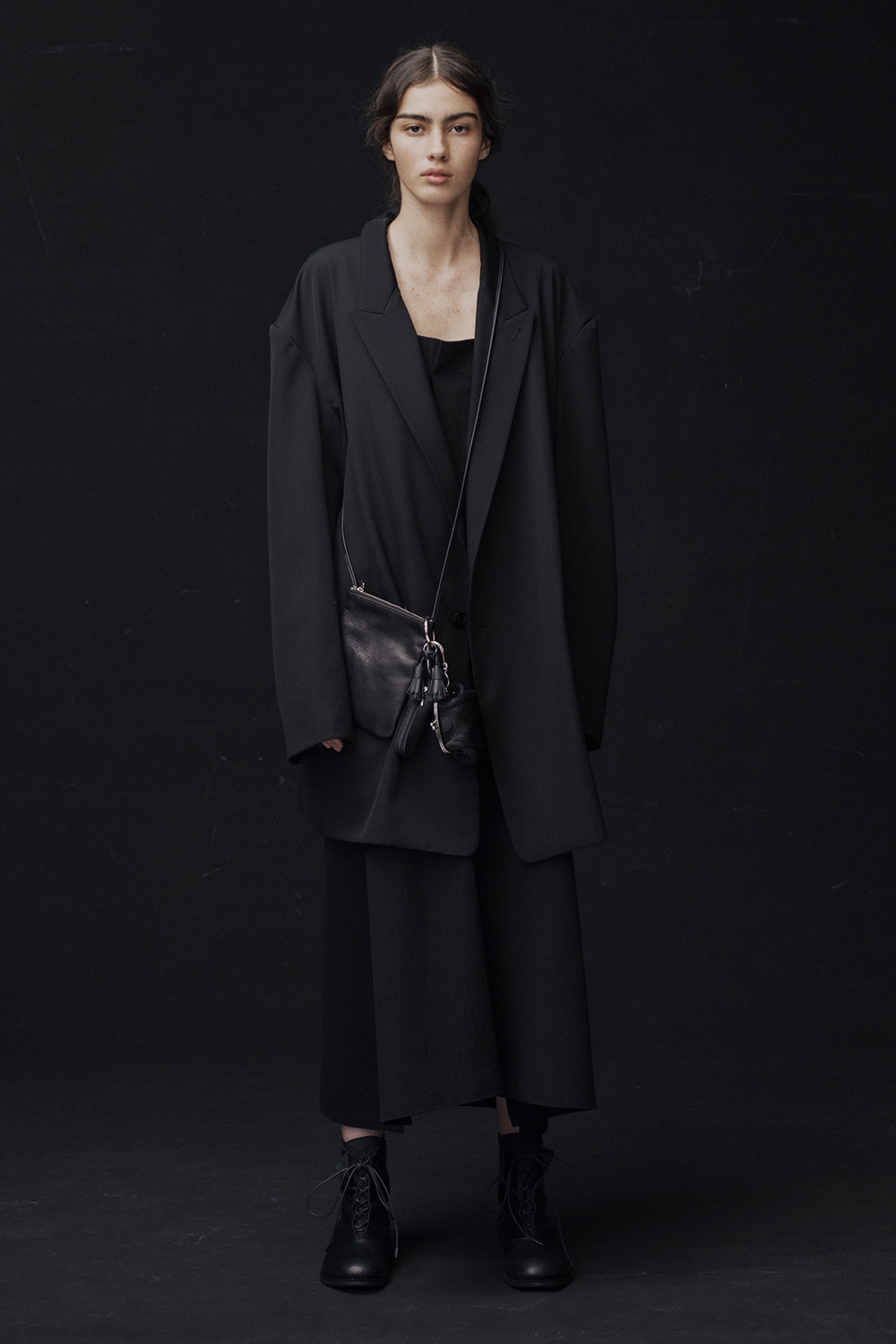 AUTUMN / WINTER 2020-21 | Yohji Yamamoto (ヨウジヤマモト) Official