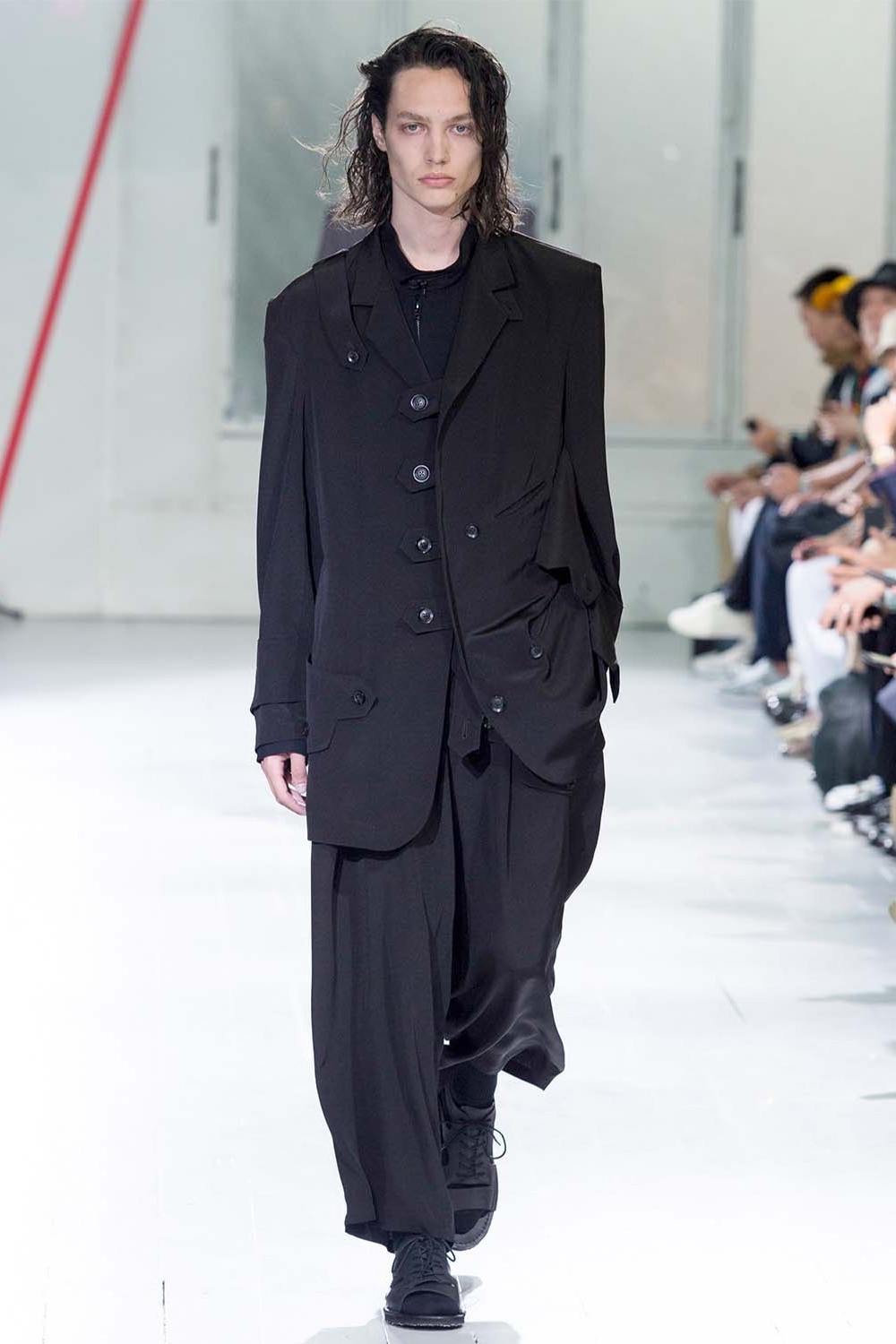 SPRING / SUMMER 2020 | Yohji Yamamoto (ヨウジヤマモト) Official Site