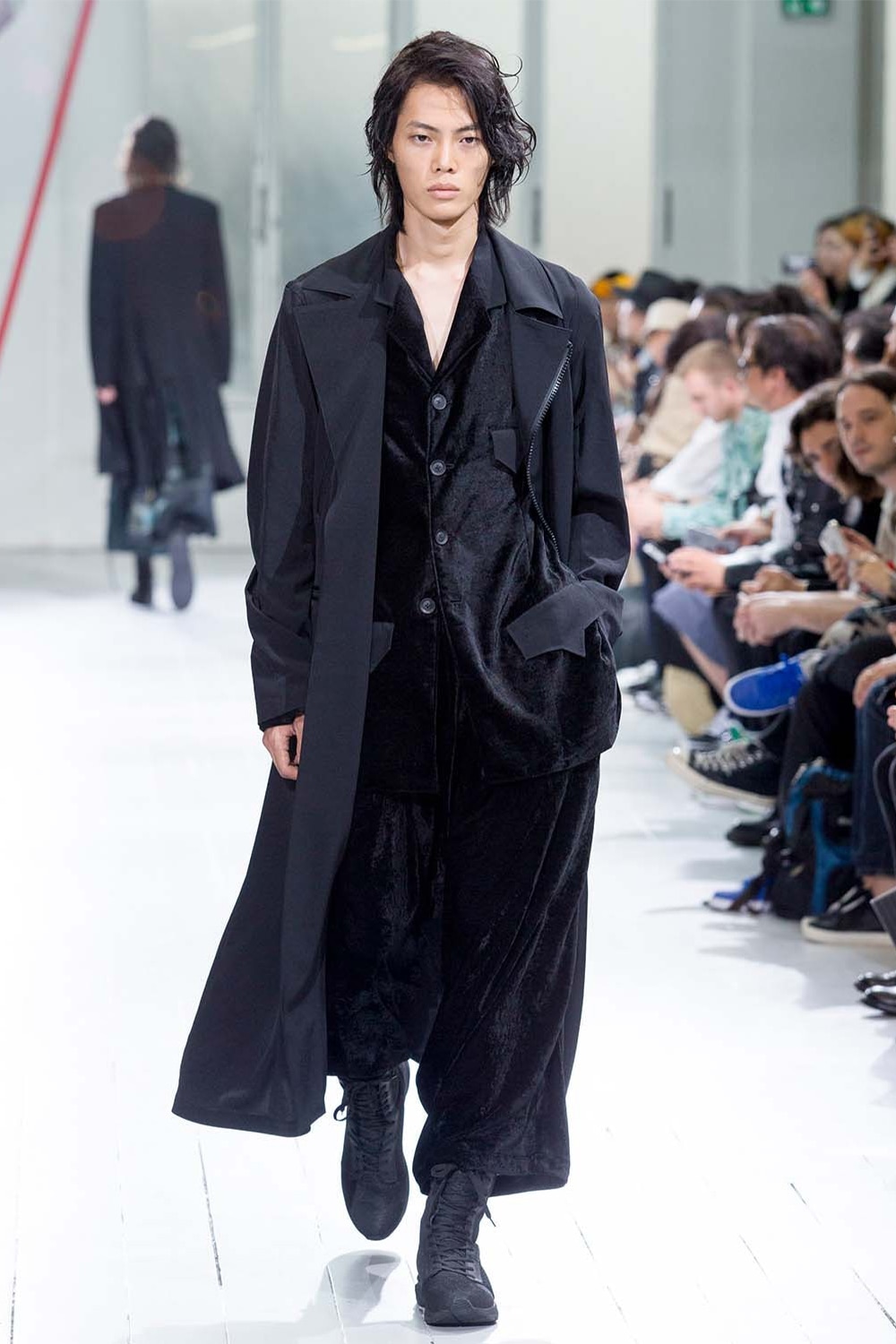 SPRING / SUMMER 2020 | Yohji Yamamoto (ヨウジヤマモト) Official Site