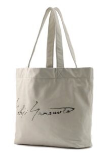 SIGNATURE TOTE