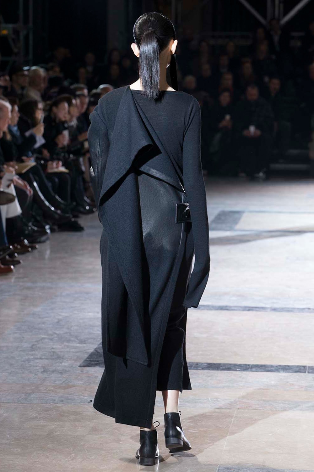 LOOK 25
