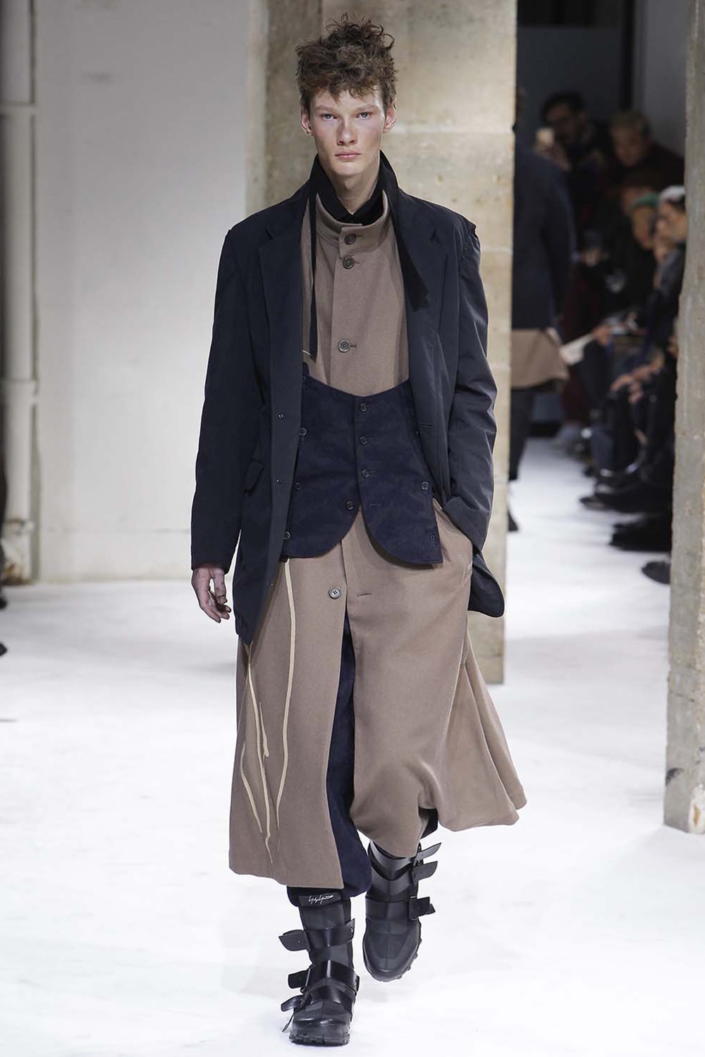 yohji yamamoto 2017 FALL/WINTER 17AW