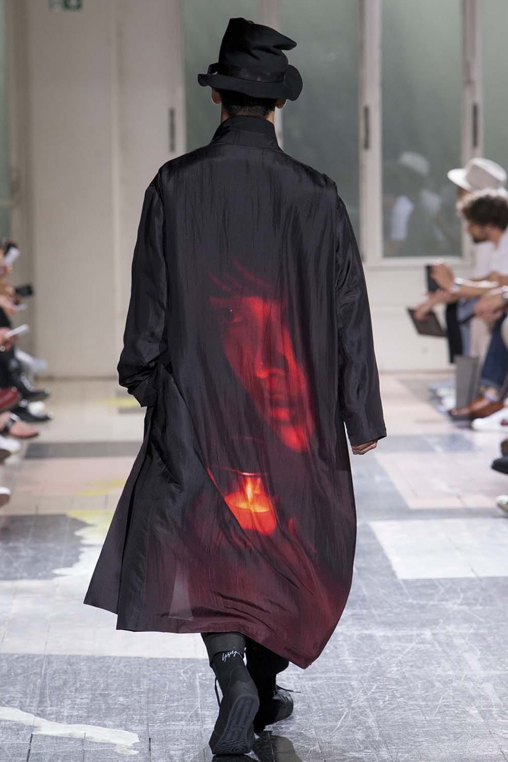 LOOK 40