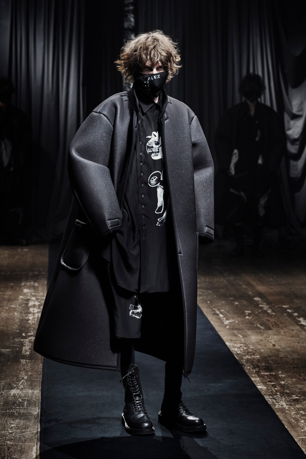 AUTUMN / WINTER 2021-22 | Yohji Yamamoto (ヨウジヤマモト) Official 