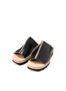 THICH NUME LEATHER B CENTER CONNECTED SANDALS