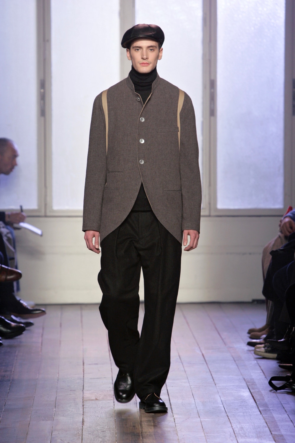 LOOK 30