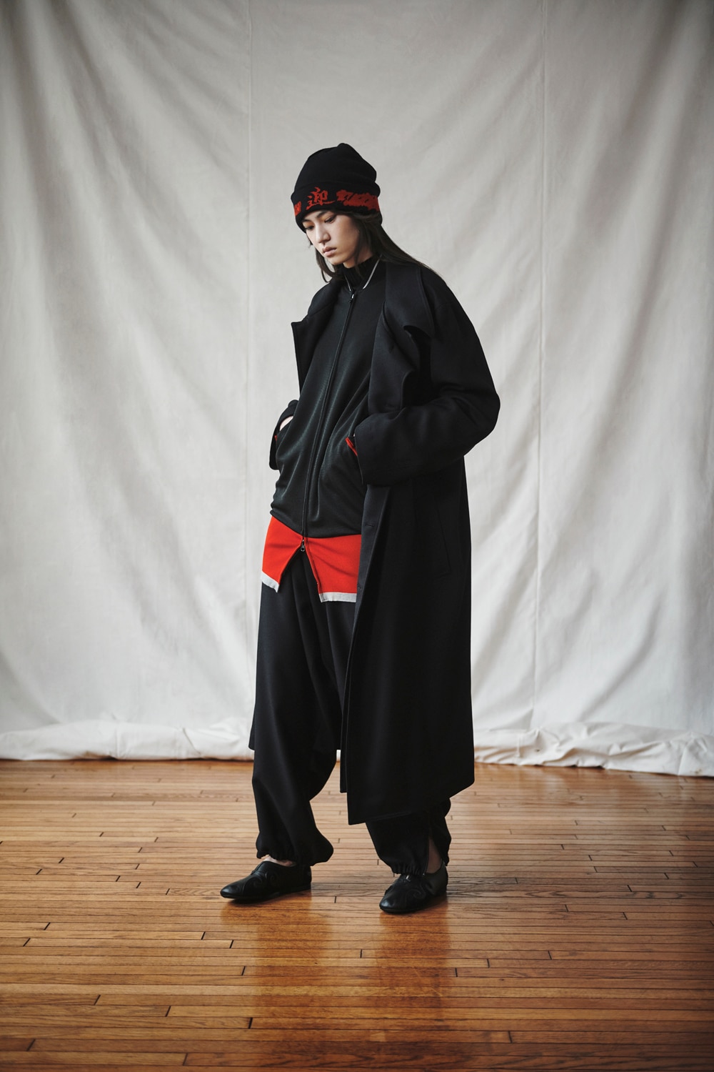 Y's…. : GENDER NEUTRAL | Yohji Yamamoto (ヨウジヤマモト) Official Site