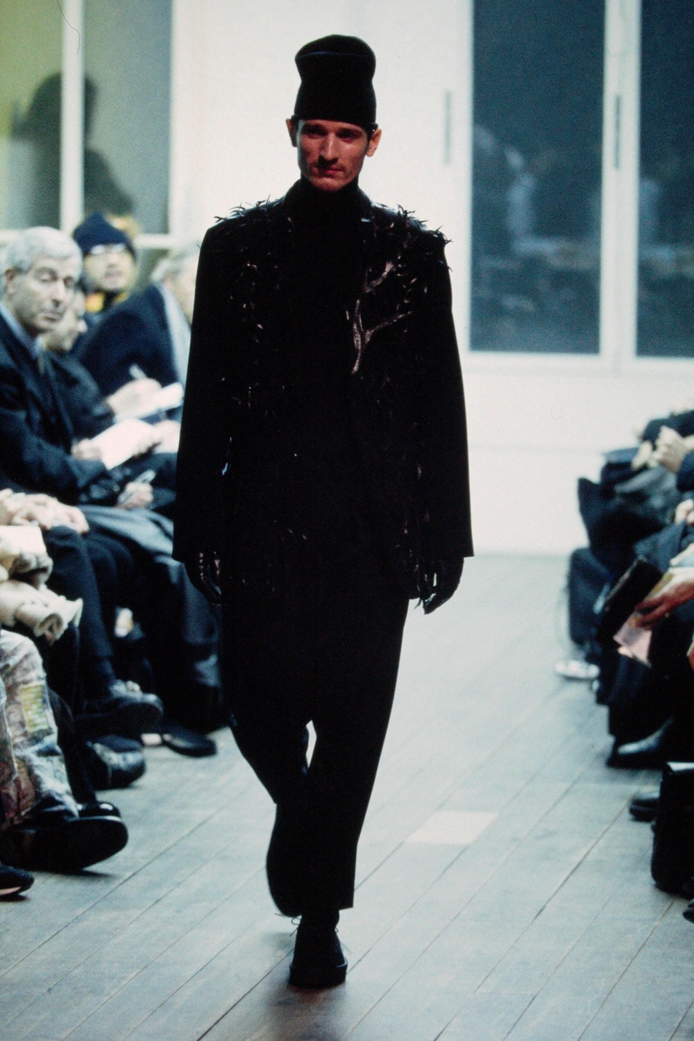 AUTUMN / WINTER 2000-2001 | Yohji Yamamoto (ヨウジヤマモト