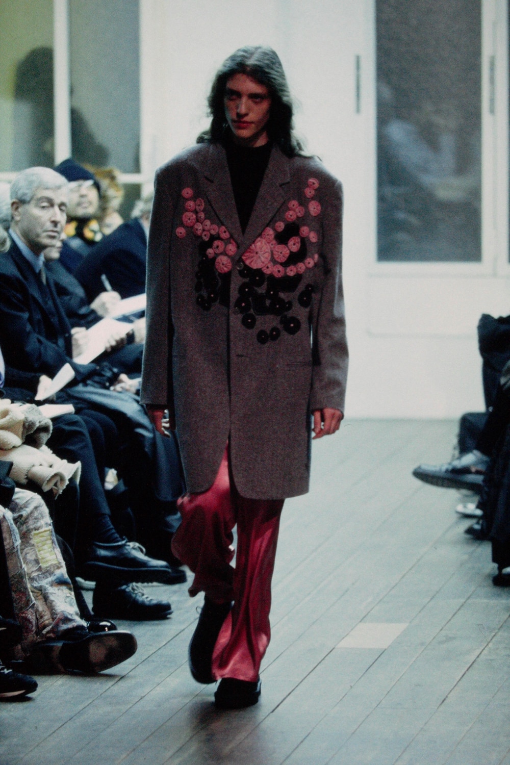 AUTUMN / WINTER 2000-2001 | Yohji Yamamoto (ヨウジヤマモト