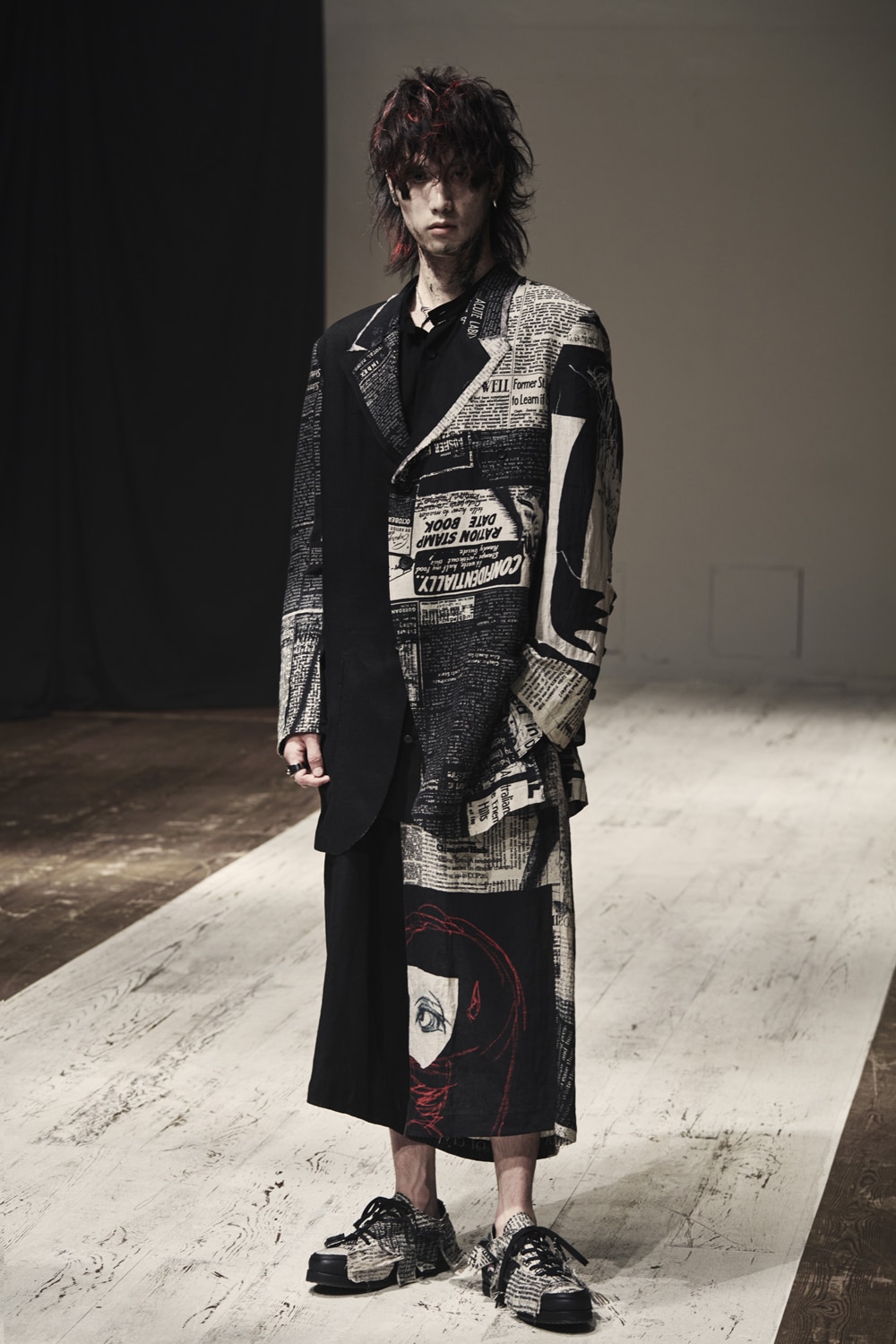 SPRING / SUMMER 2022 | Yohji Yamamoto (ヨウジヤマモト) Official Site