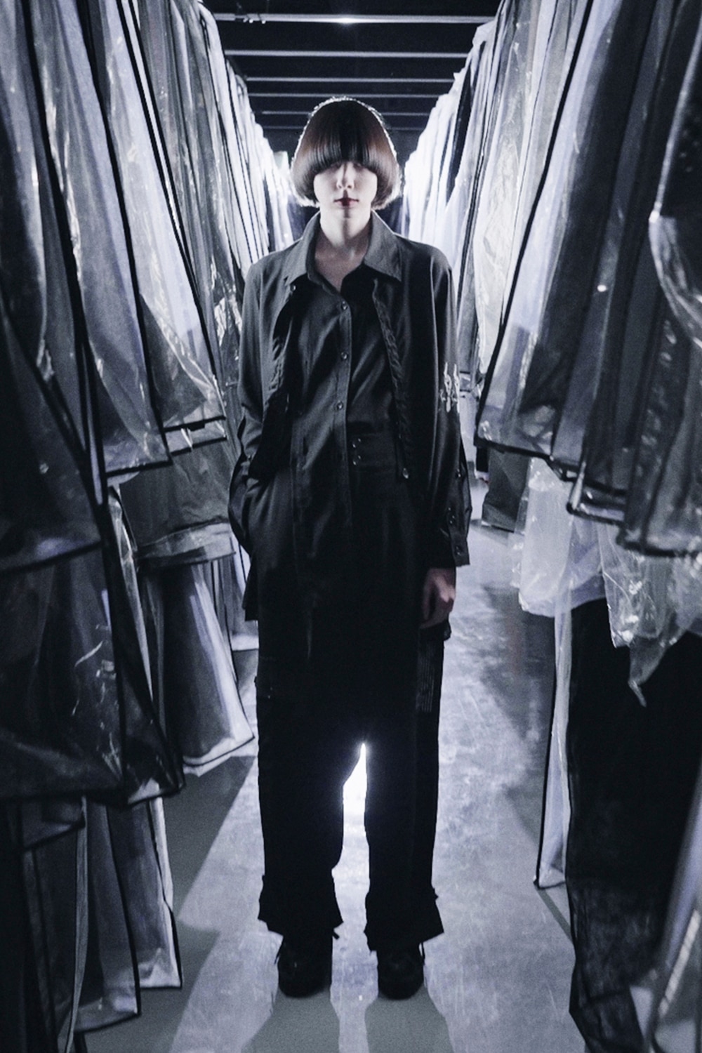 LOOK 09