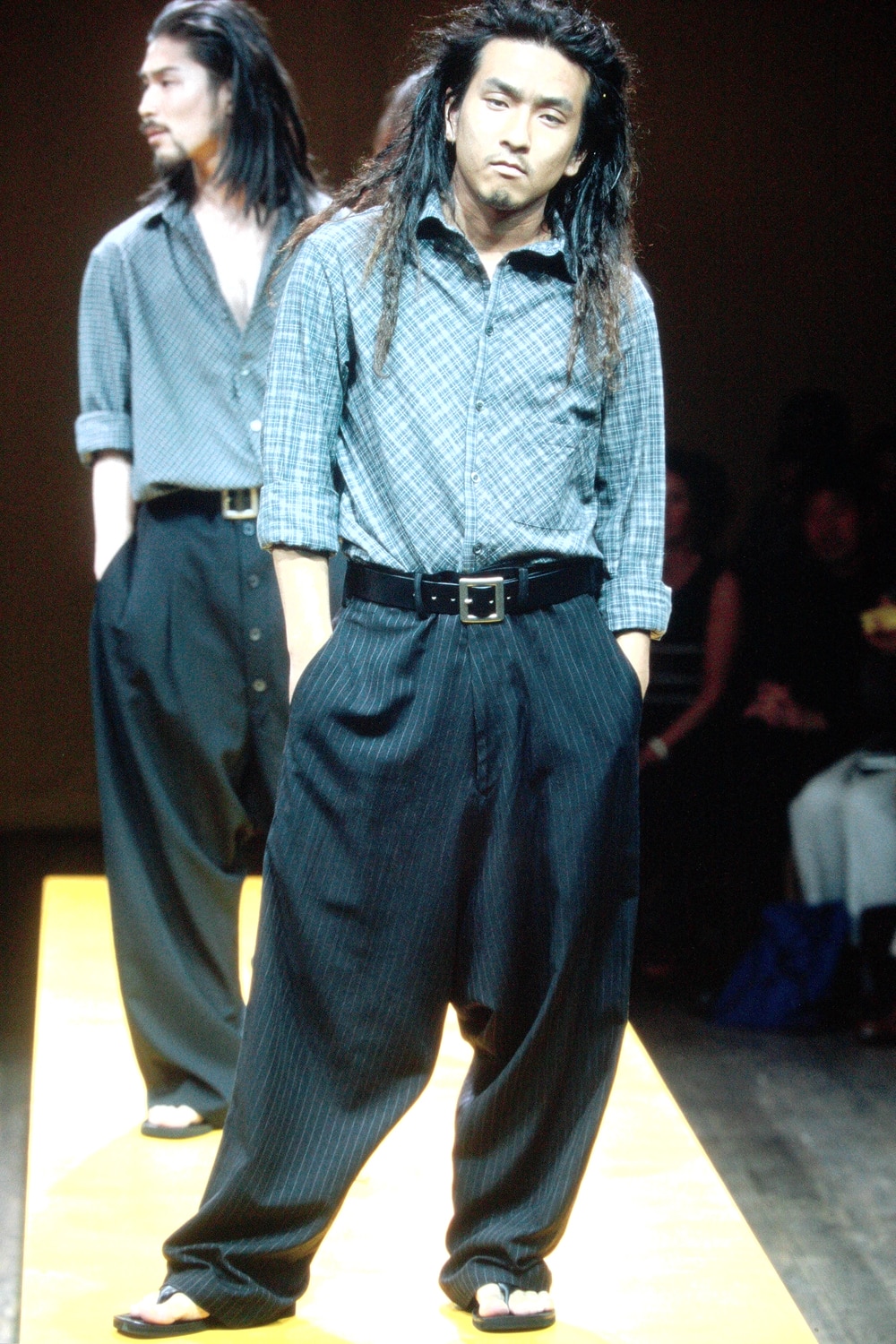 SPRING / SUMMER 2000 | Yohji Yamamoto (ヨウジヤマモト) Official Site