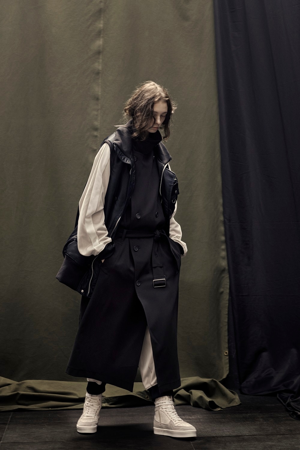 AUTUMN / WINTER 2021-22 | Yohji Yamamoto (ヨウジヤマモト) Official