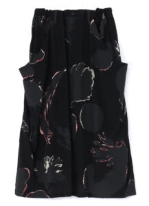 RAYON STICKER PRINT OVERSIZED SKIRT