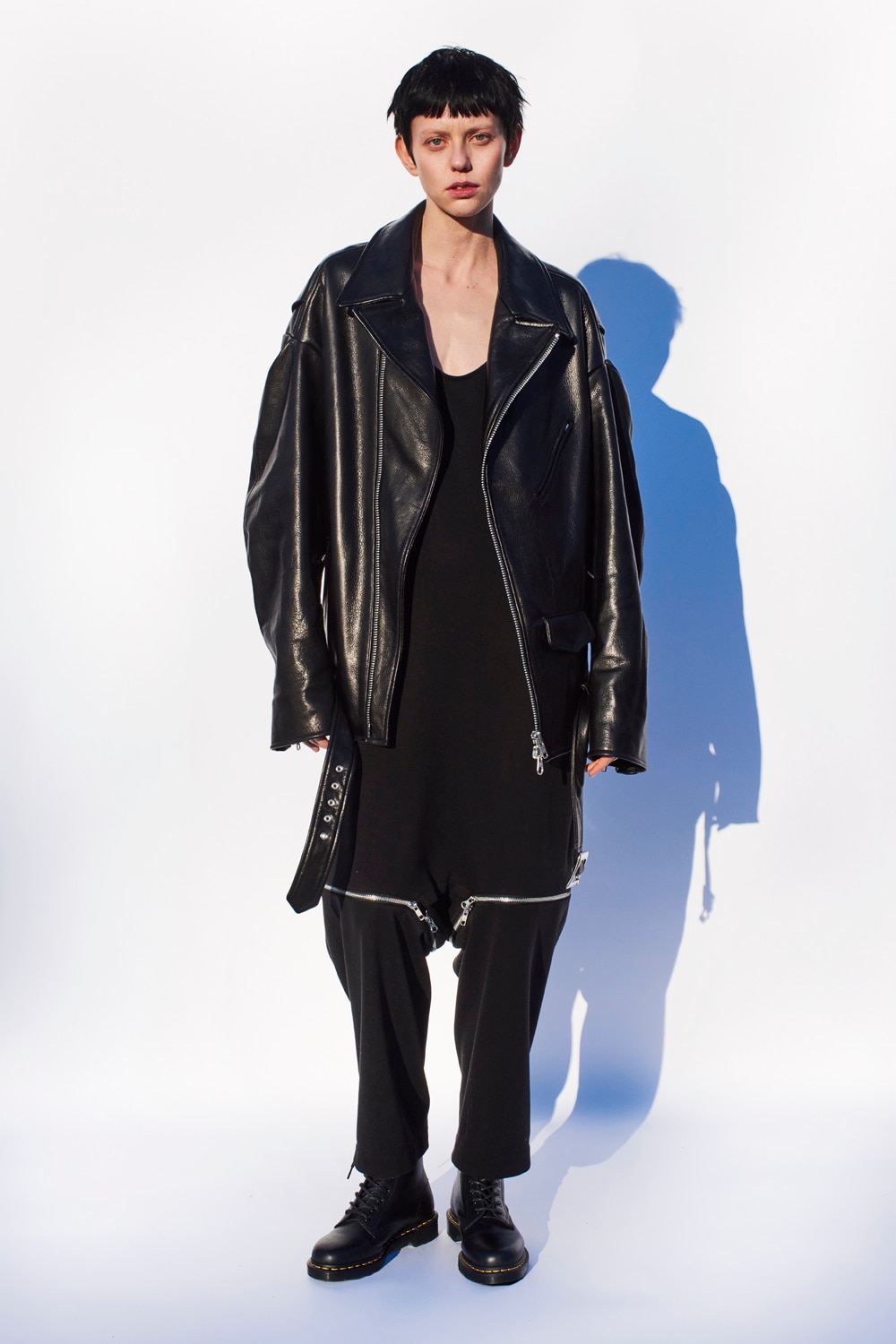 Y's AW22 COLLECTION | Yohji Yamamoto (ヨウジヤマモト) Official Site