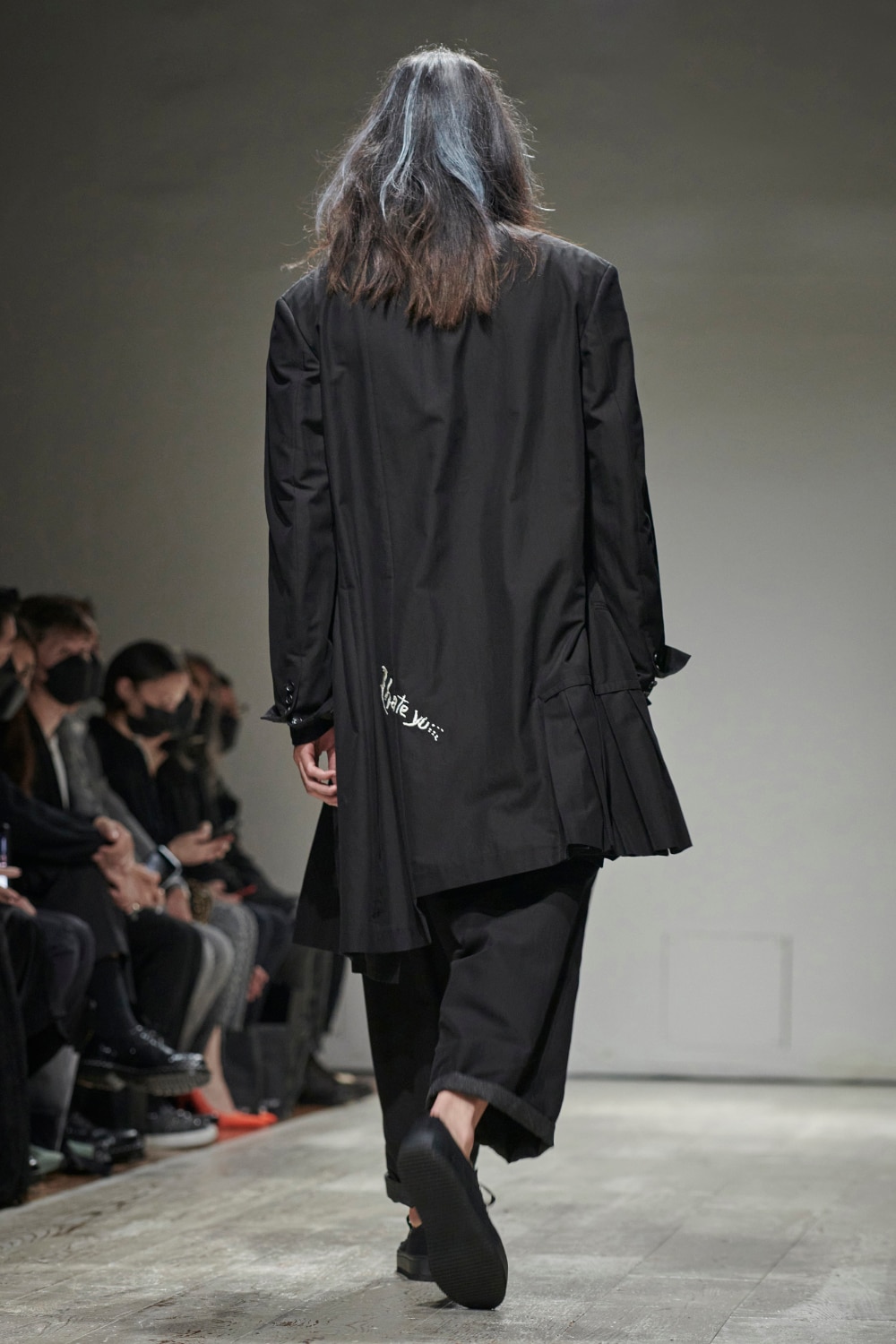 SPRING / SUMMER 2023 | Yohji Yamamoto (ヨウジヤマモト) Official Site