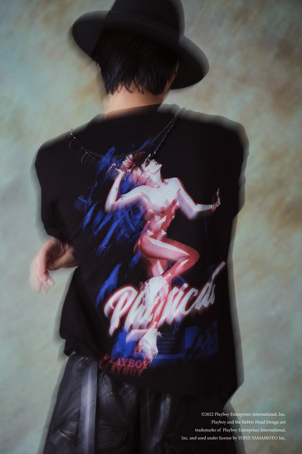 LOOK 03