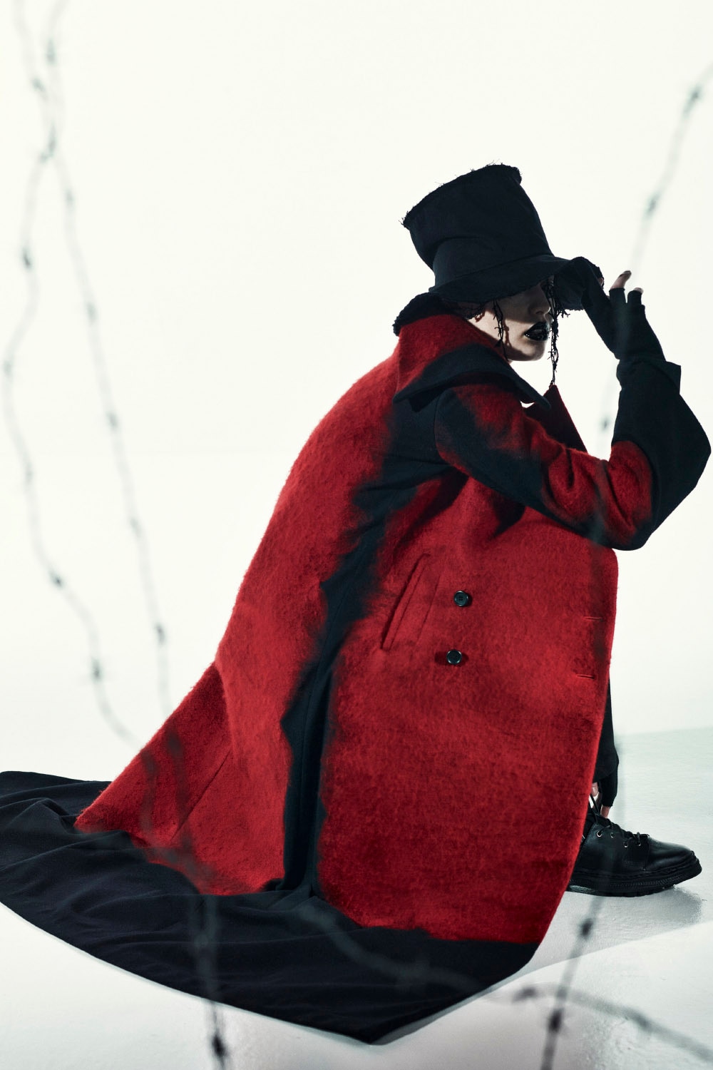 AUTUMN / WINTER 2022-23 | Yohji Yamamoto (ヨウジヤマモト) Official 