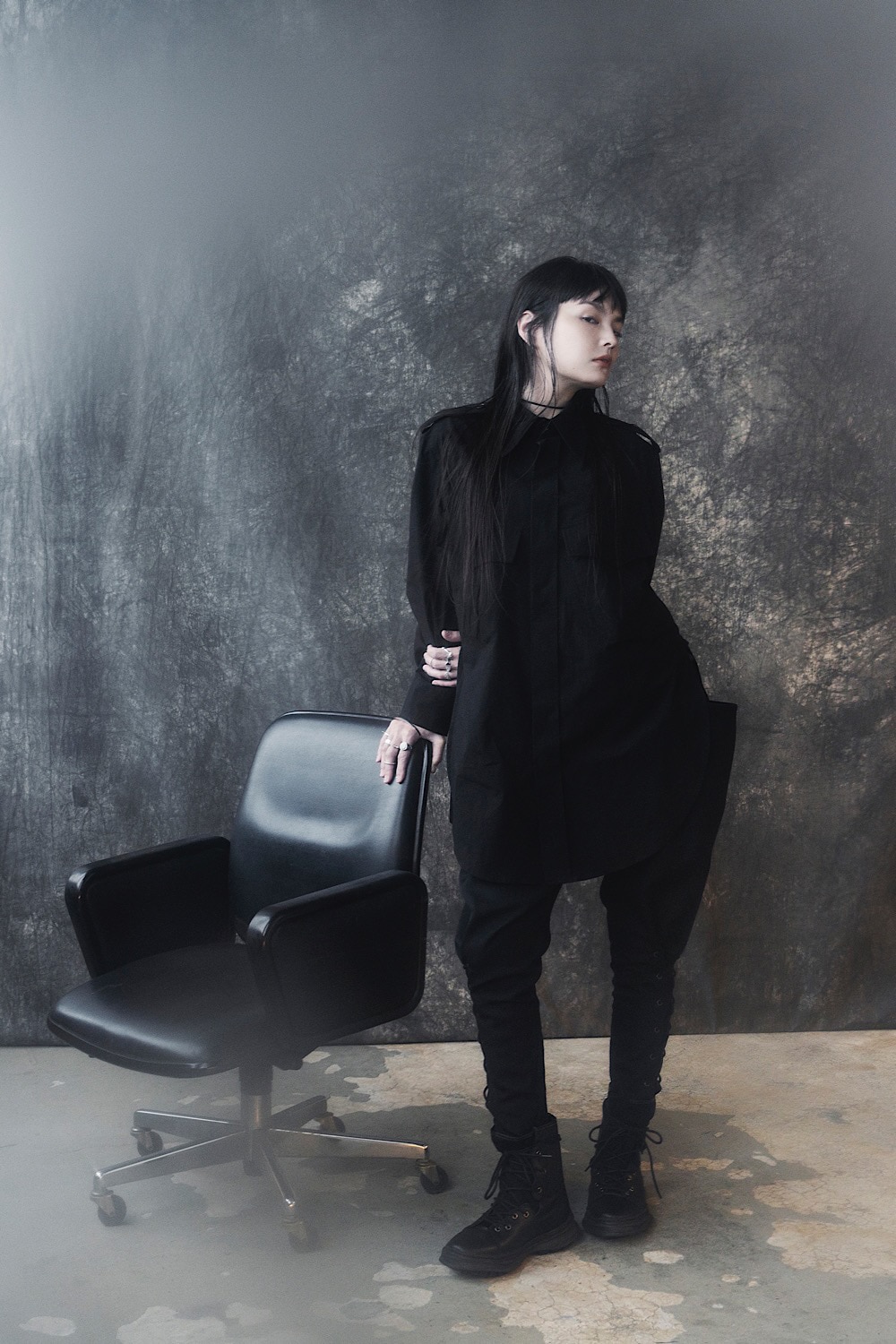 LOOK KOZUE AKIMOTO 03