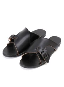 FLAT SANDALS