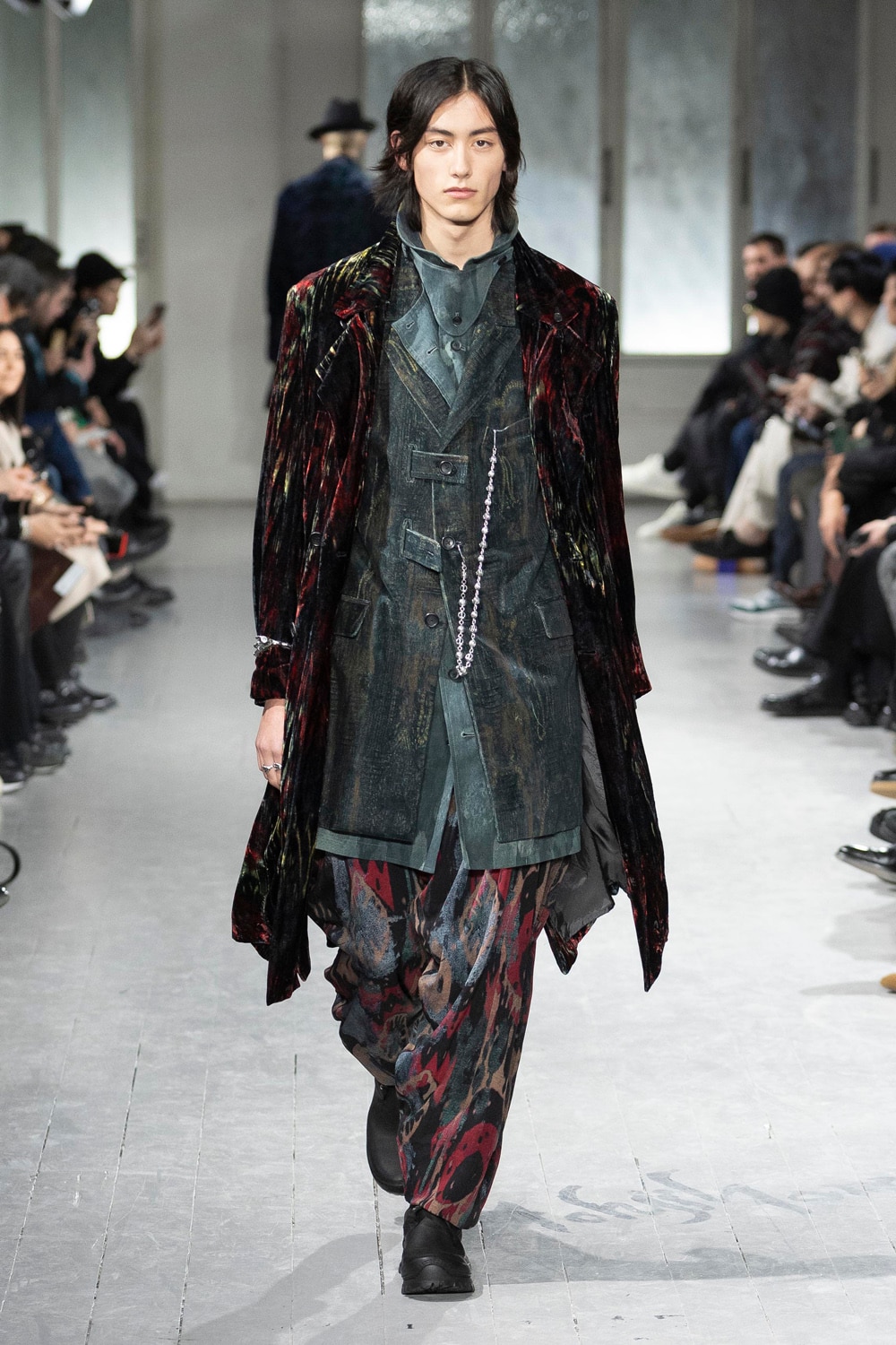 AUTUMN / WINTER 2023-24 | Yohji Yamamoto (ヨウジヤマモト) Official ...