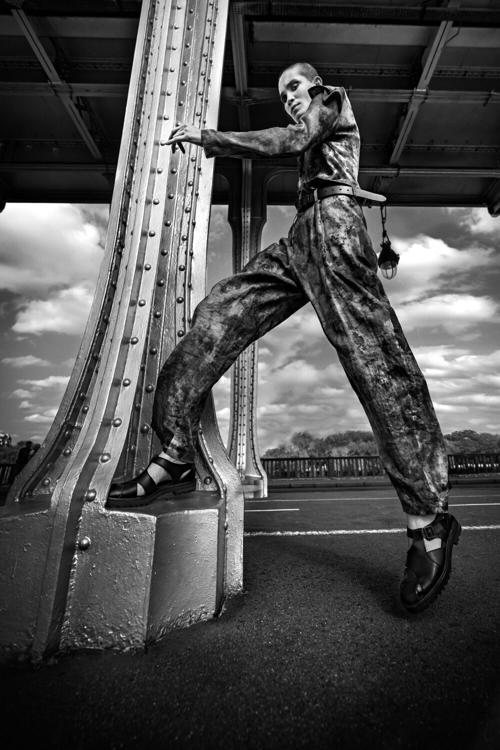 LOOK Shot by MAX VADUKUL