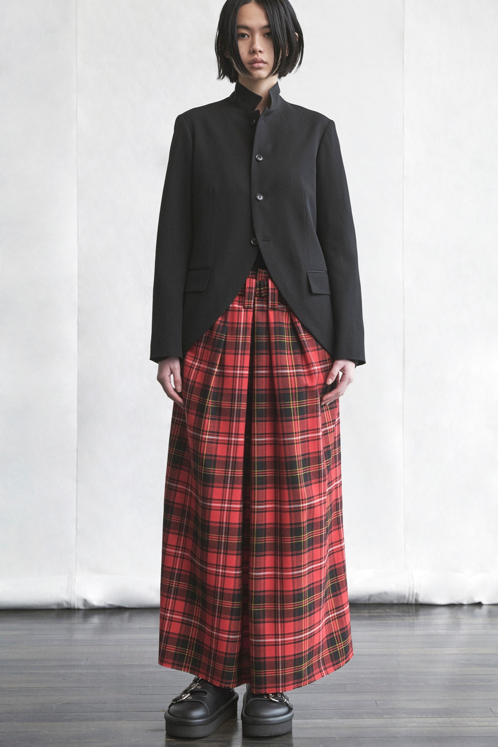 LOOK 05