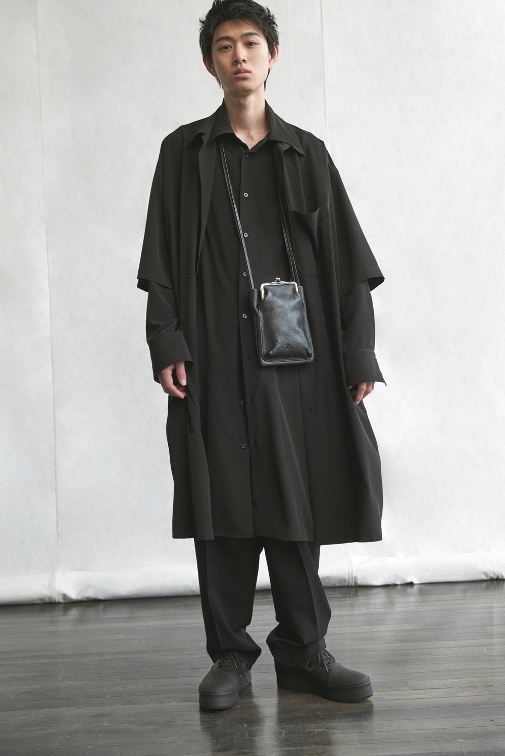 LOOK 08