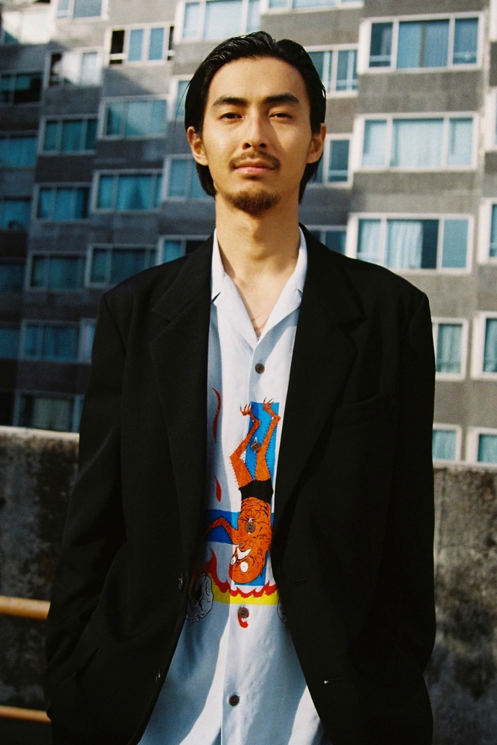 LOOK 07