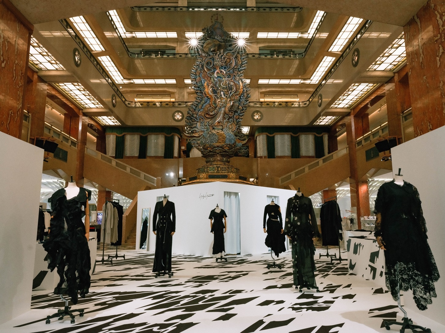 Yohji Yamamoto POP-UP STORE<br>at Nihonbashi Mitsukoshi