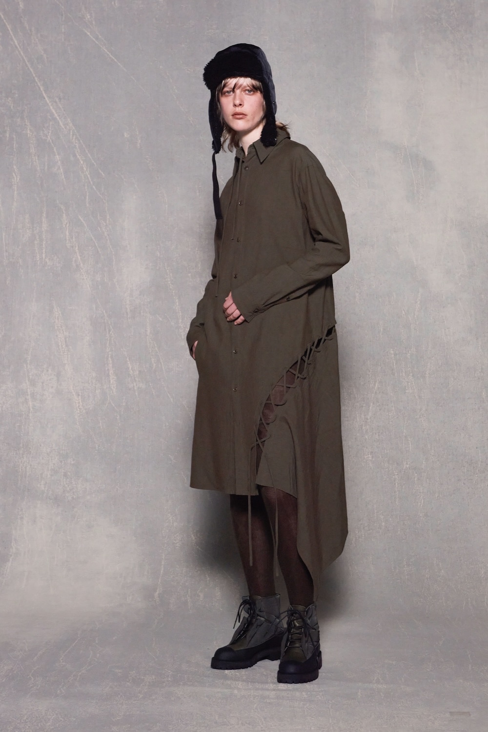 LOOK 08
