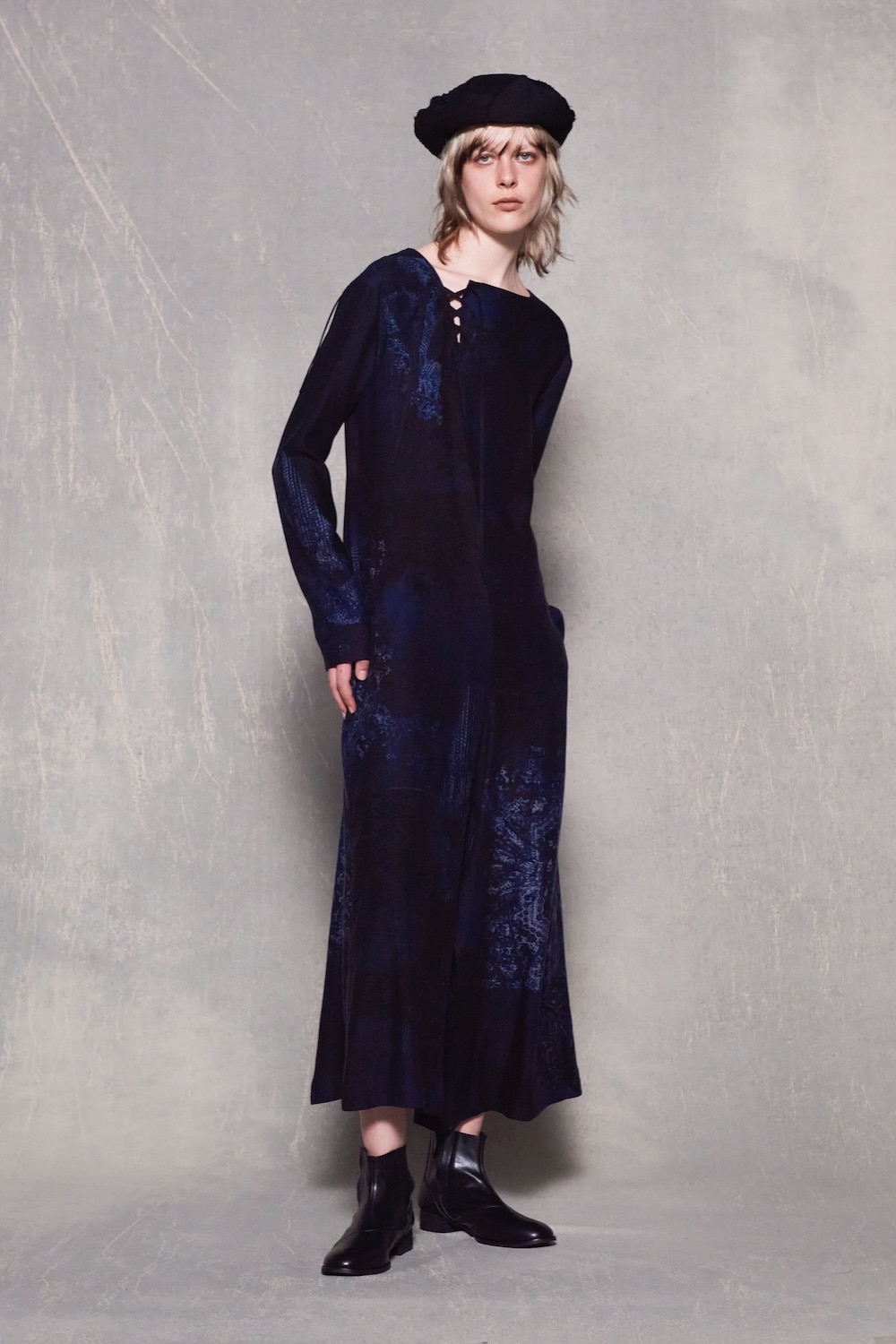 LOOK 27