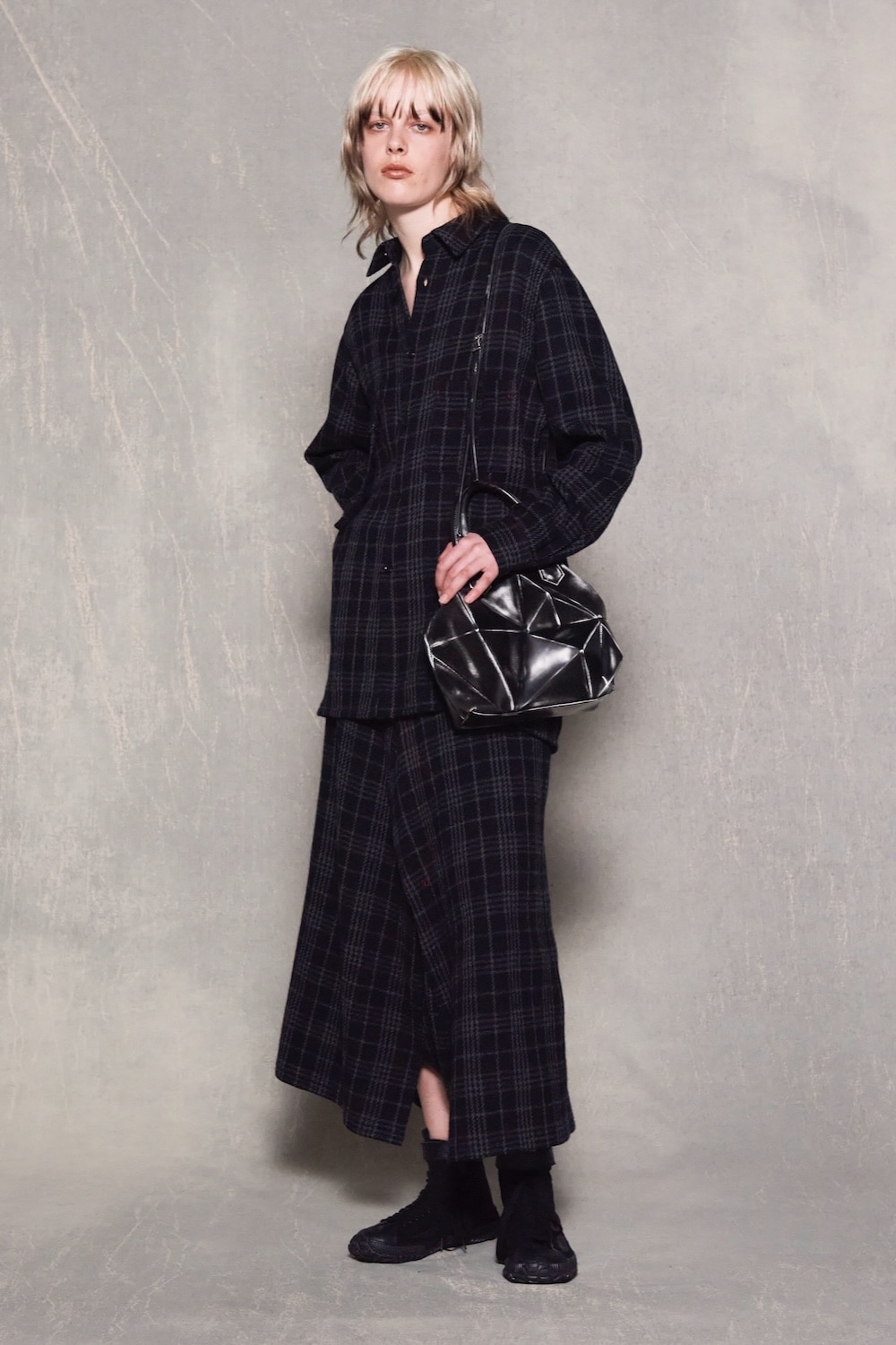 LOOK 37