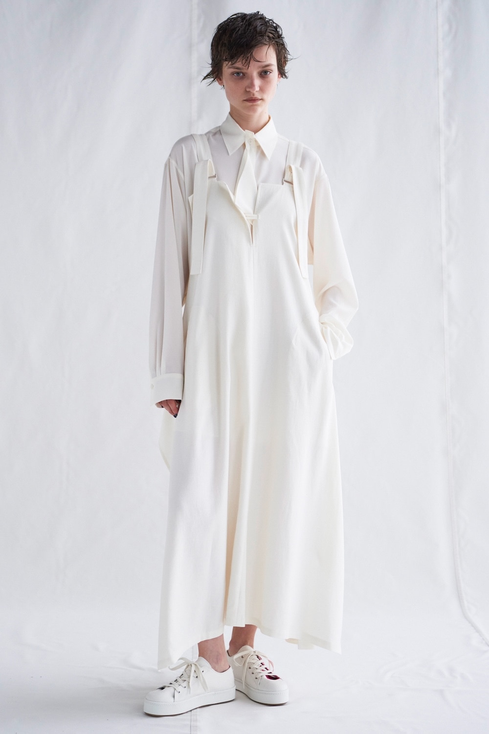 LOOK 03