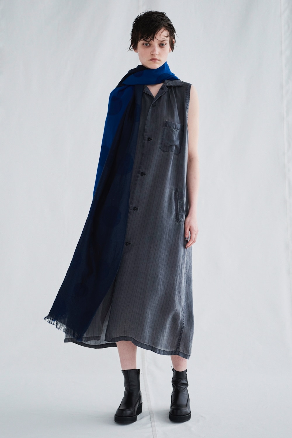 LOOK 17