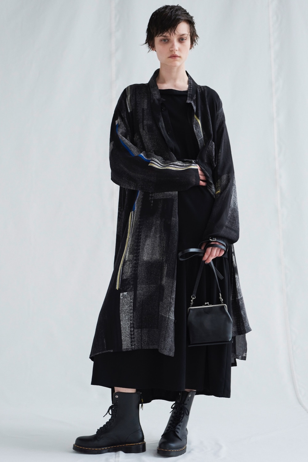 LOOK 24